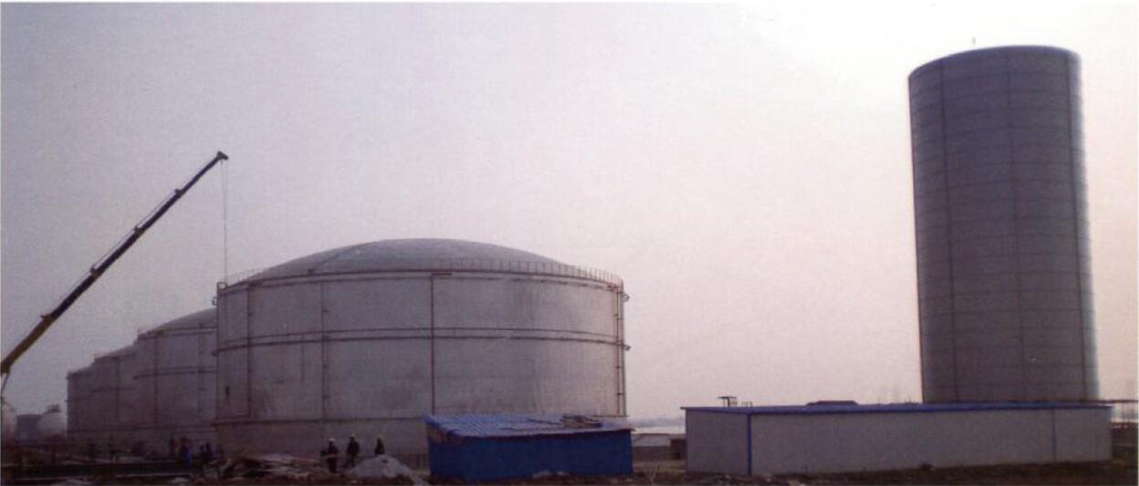 江苏裕廊化工1000吨原油罐8个
